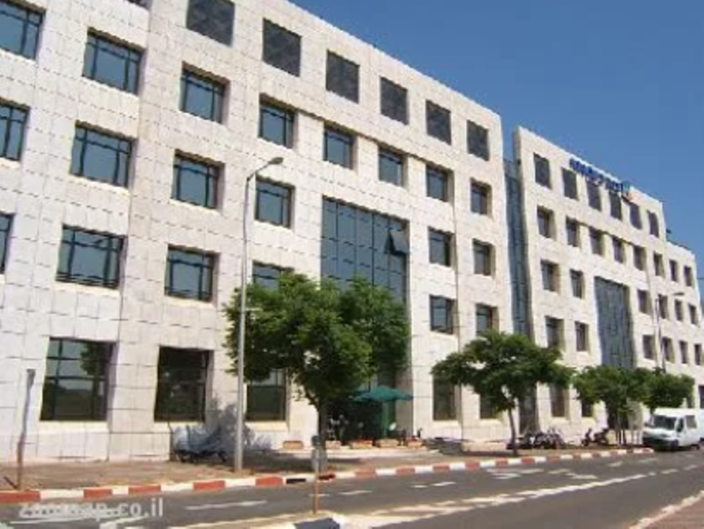 tel-aviv-dc-10